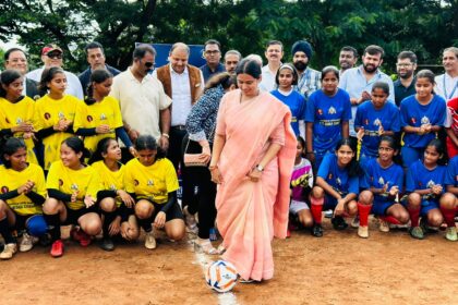 ಎಡಿ ಮೆಮೋರಿಯಲ್ ಪುಟ್ಬಾಲ್ ಟೂರ್ನಿಗೆ ಸಚಿವೆ ಲಕ್ಷ್ಮೀ ಹೆಬ್ಬಾಳಕರ್ ಚಾಲನೆ