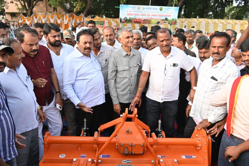 ಜನರ ಮನೆ ಬಾಗಿಲಿಗೆ ಯೋಜನೆಗಳ