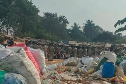 ಬೆಂಗಳೂರು: ಅಕ್ರಮ ಬಾಂಗ್ಲಾ ವಲಸಿಗರ ನೆಲೆ ಮೇಲೆ ಖಾಕಿದಾಳಿ 20 ಮಂದಿ ವಶಕ್ಕೆ!